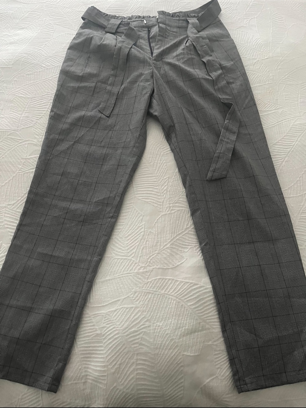 Forever 21 Gray Plaid Tailored Trousers with Waist medium